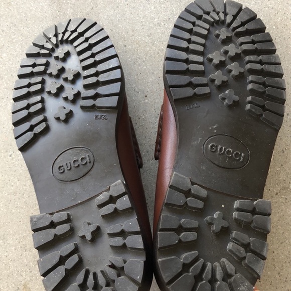 Women’s Gucci lug sole loafers - Picture 4 of 7